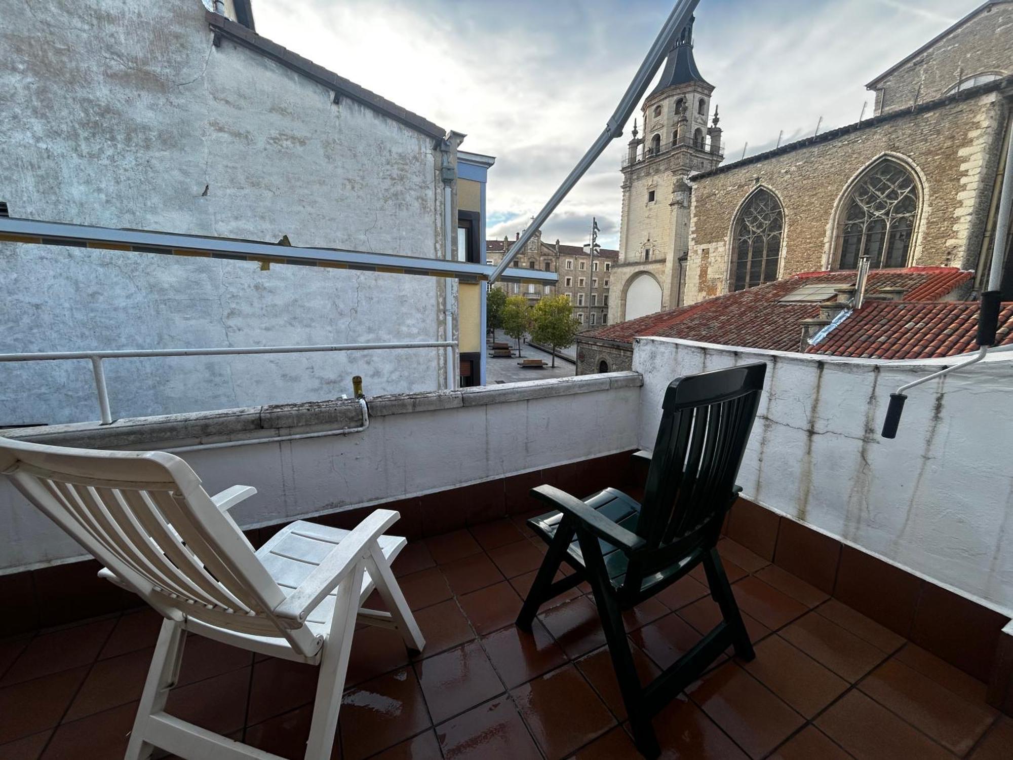 Habitacion Privada En Pleno Centro De Vitoria-Gasteiz Exteriér fotografie